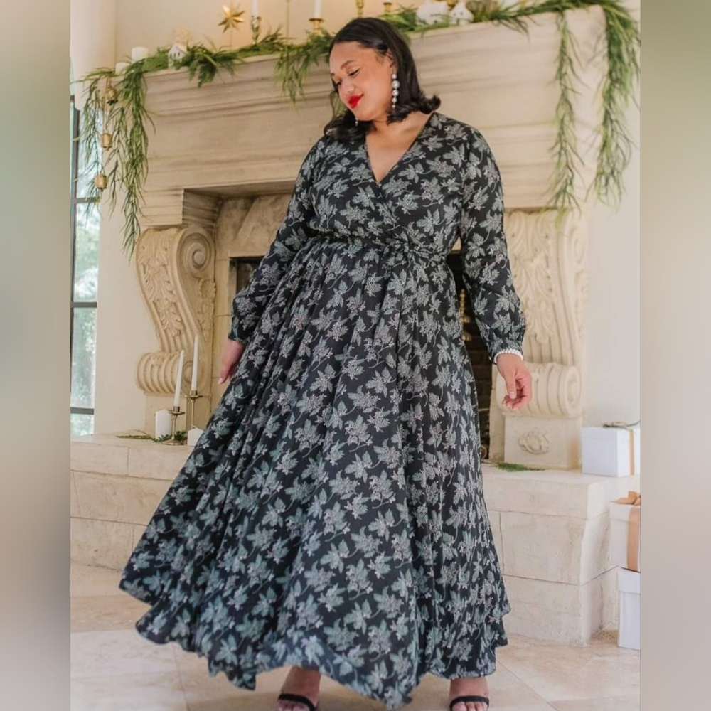 Holly Berry Maxi Dress